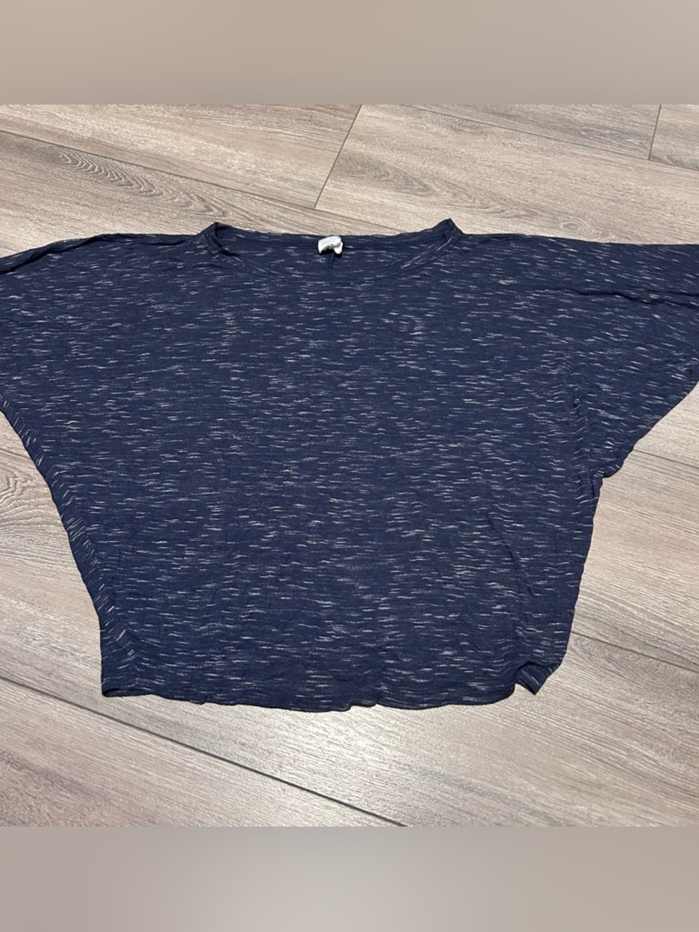 Navy Short-Sleeve Slub Knit Women's Top - size small